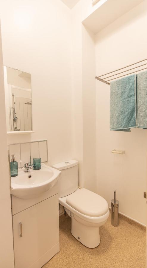 Cosy Modern Apartment, Grand Victorian Building, 5 Mins To Coventry City Centre Eksteriør billede